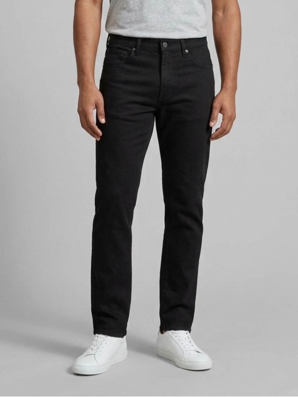 Everlane Men Slim Straight Jeans — Black Denim